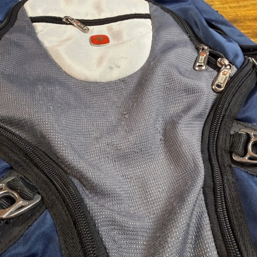 SwissGear airflow nylon
